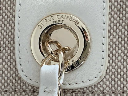 CHANEL SHOPPING BAG 38 IN BEIGE AND WHITE CANVAS