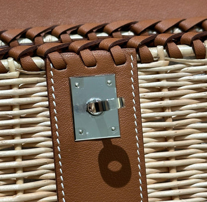 HERMES KELLY PICNIC HANDBAG IN BROWN & NATURAL LEATHER AND WICKER SILVER HARDWARE