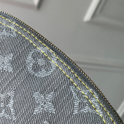 LOUIS VUITTON COSMETIC POUCH 19 IN GREY MONOGRAM DENIM GOLD HARDWARE