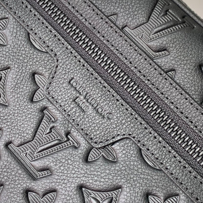 LOUIS VUITTON POCHETTE KASAI 24.5 IN BLACK MONOGRAM SHADOW CALFSKIN