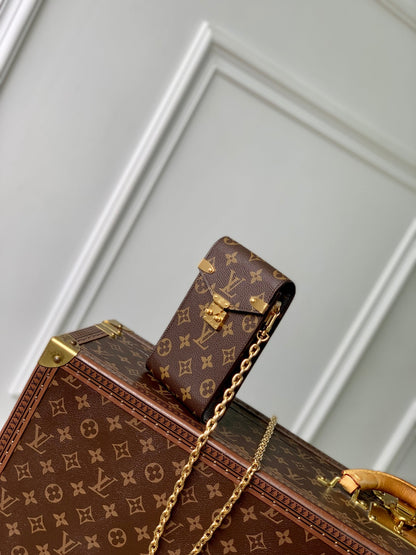 LOUIS VUITTON PHONE POUCH 17.5 IN BROWN MONOGRAM COATED CANVAS AND CALFSKIN