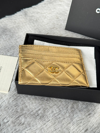 CHANEL 25S CARD HOLDER 11 IN GOLD LAMBSKIN GOLD HARDWARE