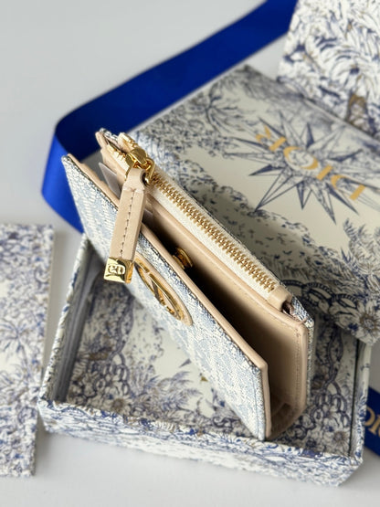 CHANEL DIOR 25S 30 MONTAIGNE DAHLIA WALLET 11 IN LIGHT BLUE DIOR OBLIQUE JACQUARD