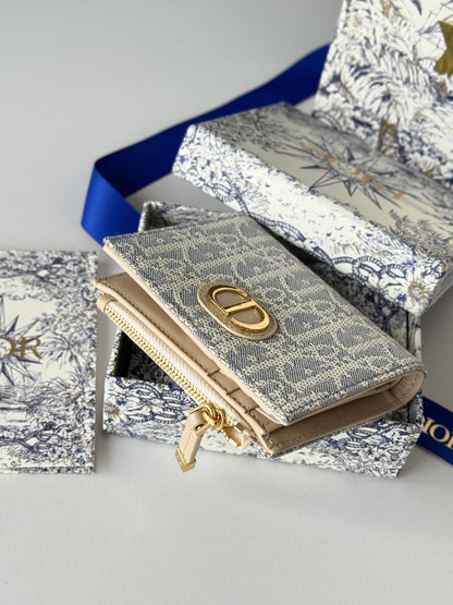 CHANEL DIOR 25S 30 MONTAIGNE DAHLIA WALLET 11 IN LIGHT BLUE DIOR OBLIQUE JACQUARD