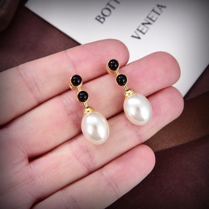 18K BVLGARI Pearl Earrings