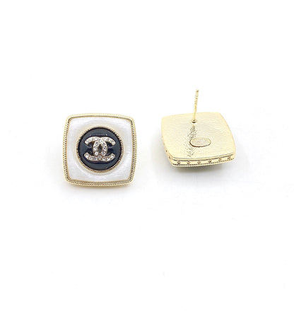 18K  Chanel Pearl Square Earrings