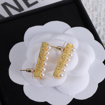 18K  Chanel Pearls Earrings