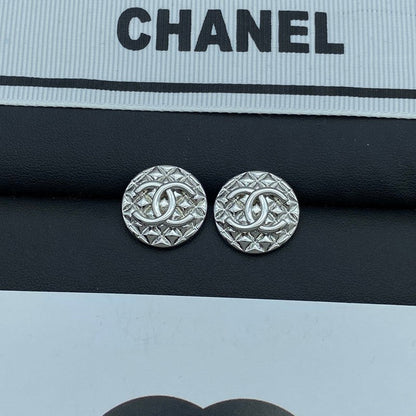 18K  Chanel Round White Gold Earrings
