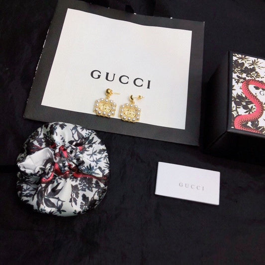 18K Double Gucci Square Pearls Earrings