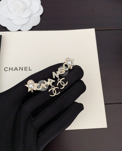18K  Chanel Script Diamonds Earrings