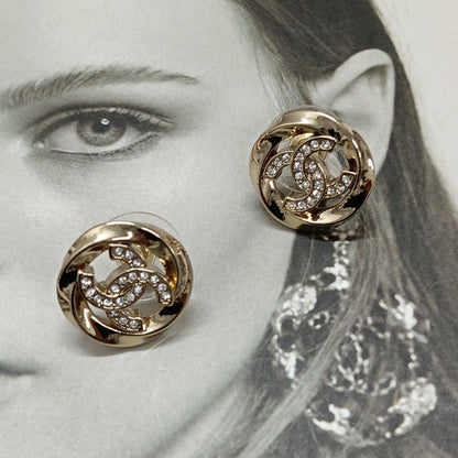 18K  Chanel Round Diamond Gold Earrings