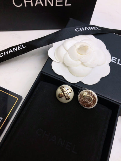 18K  Chanel Pearl Earrings