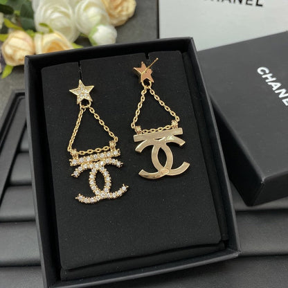 18K  Chanel Star Earrings