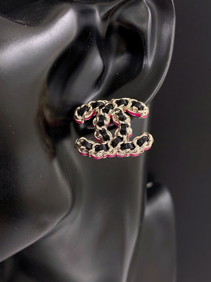 18K  Chanel Pink Resin Leather Earrings