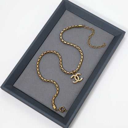 18K  Chanel Vintage Gold Choker Necklace