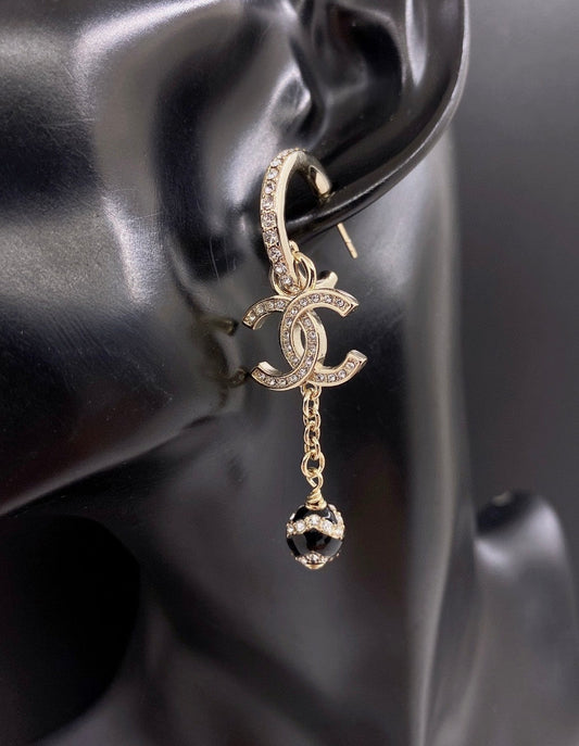 18K  Chanel Pearl Long Pendant Earrings