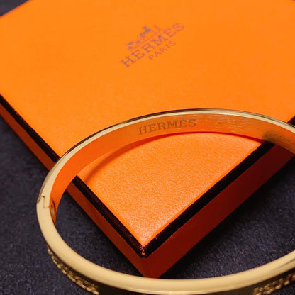 18K Hermes Bracelet