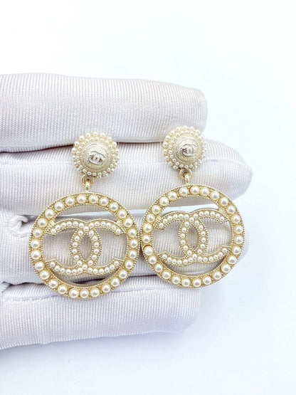 18K  Chanel Pearl Earrings