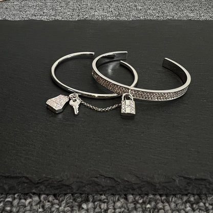 18K Kelly Clochette Diamonds Hermes Bracelet