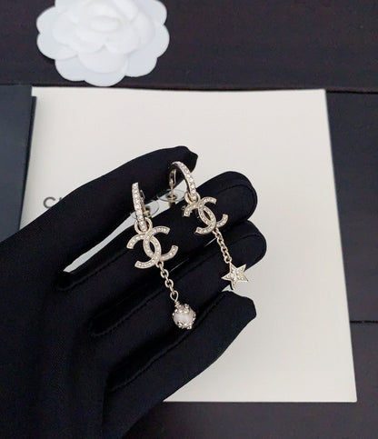 18K  Chanel Pearl Long Pendant Earrings