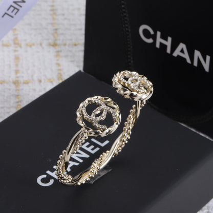 18K Double  Chanel Open Bracelet