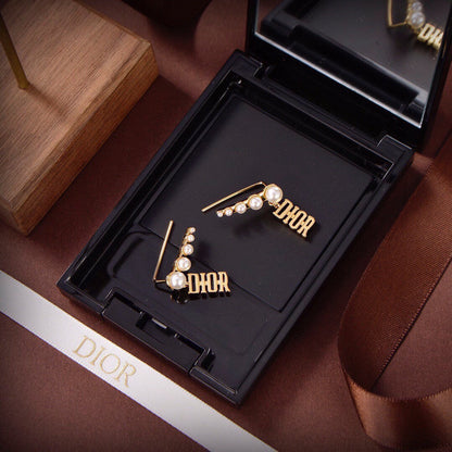 18K Dior Revolution Resin Pearls Earrings