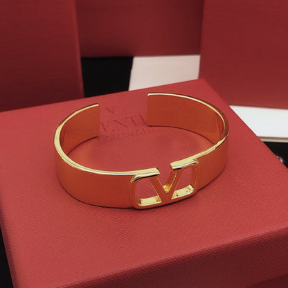 18K Valentino Cuff Bracelet