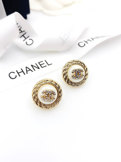 18K  Chanel White Pearl Earrings