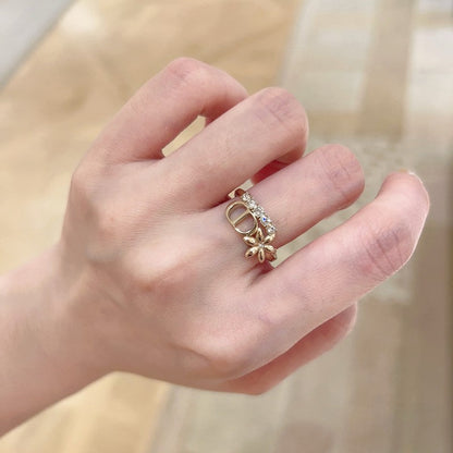 18K Dior Diamond Ring