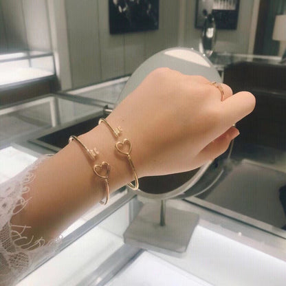 18K Tiffany Heart Key Wire Bracelet