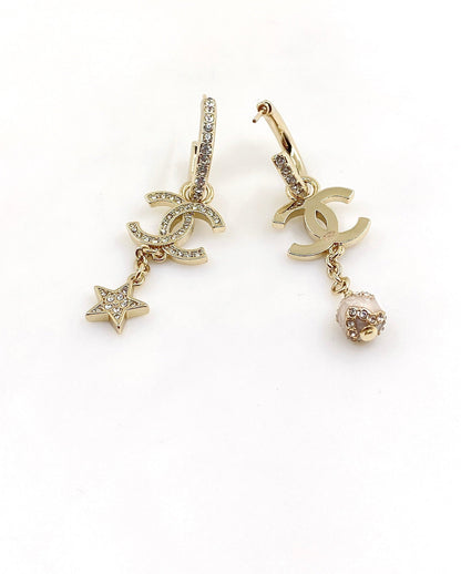 18K  Chanel Star Pearls Pendant Earrings