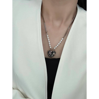 18K  Chanel Pink & Black Heart Pearl Necklace