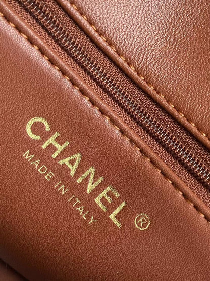 CHANEL MINI FLAP BAG 18 IN BEIGE WOOL AND GINGER ORANGE CALFSKIN GOLD HARDWARE