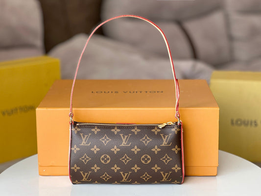 LOUIS VUITTON LV 25S POCHETTE TIRETTE 22 IN DARK BROWN MONOGRAM CANVAS GOLD HARDWARE