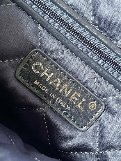 CHANEL MEDIUM 37 CROSSBODY BAG IN BLUE DENIM WITH CHAIN