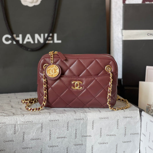 CHANEL CAMERA BAG 18 IN BUANEER RED QUILTED LAMBSKIN DOUBLE C GOLD COIN