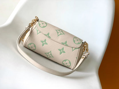 LOUIS VUITTON FAVORITE BAG 24 IN BEIGE MIX GREEN MONOGRAM SOFT GRAINED COWHIDE