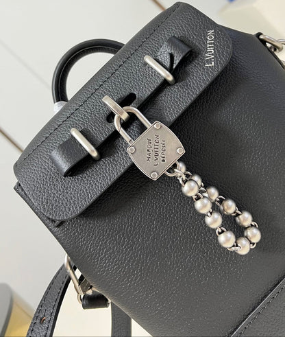 LOUIS VUITTON STEAMER 20 IN BLACK CALFSKIN SILVER HARDWARE