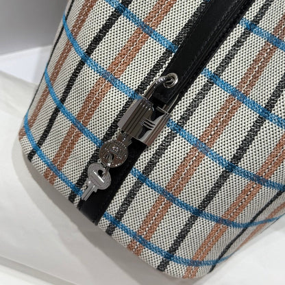 HERMES PICOTIN LOCK 18 BAG IN BLACK CALFSKIN ÉCRU/NOIR/FAUVE/NOIR/BLEU ZANZIBAR EMBROIDERY PLAID CANVAS