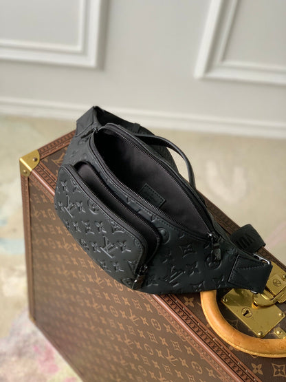 LOUIS VUITTON RUSH BUMBAG 30 IN BLACK MONOGRAM SHADOW CALFSKIN
