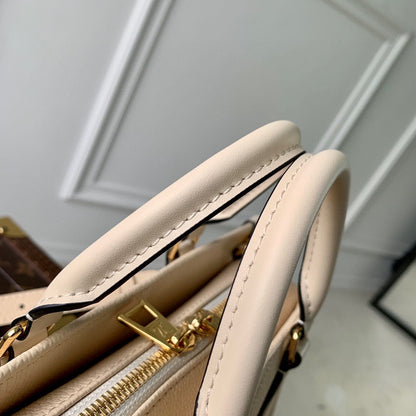 LOUIS VUITTON ONTHEGO EAST WEST BAG 25 IN BEIGE MONOGRAM EMBOSSED COWHIDE