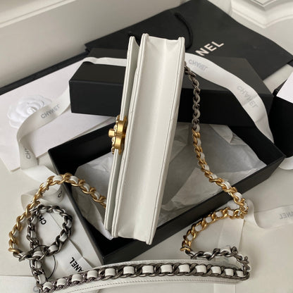 CHANEL 19 WOC 19CM WHITE LAMBSKIN GOLD HARDWARE