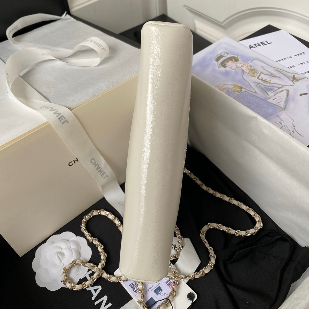 CHANEL 25S TOP HANDLE 20 CM IN CREAM WHITE LAMBSKIN