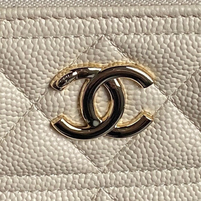 CHANEL COSMETIC BAG 19 IN CREAM GRAINED CALFSKIN GOLD HARDWARE