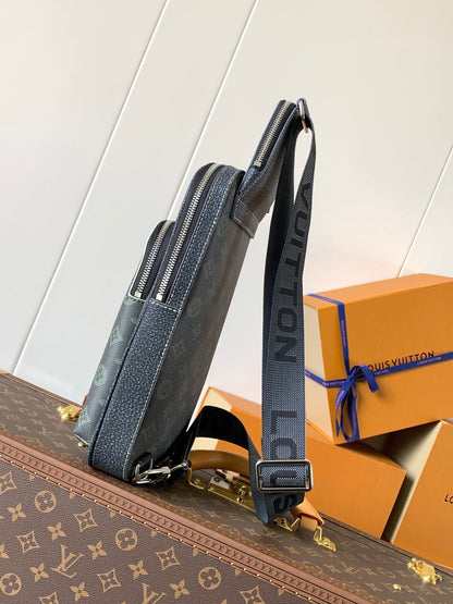 LOUIS VUITTON AVENUE SLINGBAG 31 IN BLACK MONOGRAM CANVAS WITH BROWN LOGO