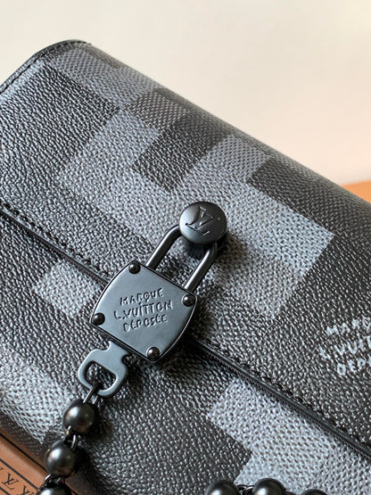 LOUIS VUITTON LV 25S STEAMER BAG 18 IN DAMOFLAGE BLACK CANVAS