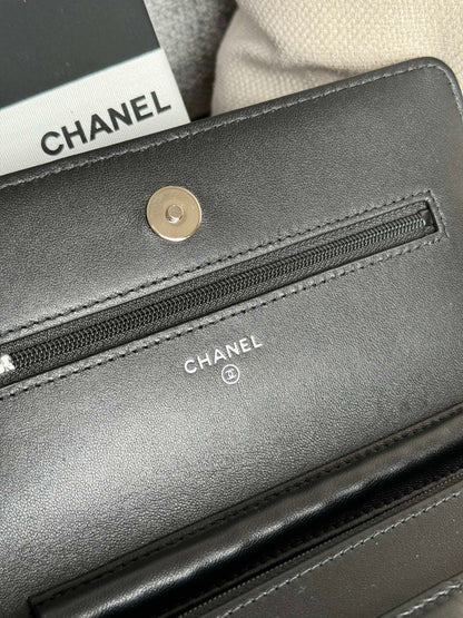 CHANEL WOC ENTRUPY 19 BAG IN BLACK CALFSKIN