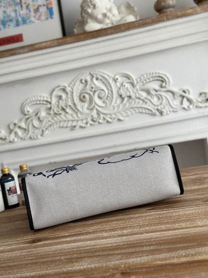 HERMES ZIP CABINE 31 BAG IN WHITE CANVAS AND BLACK CALFSKIN