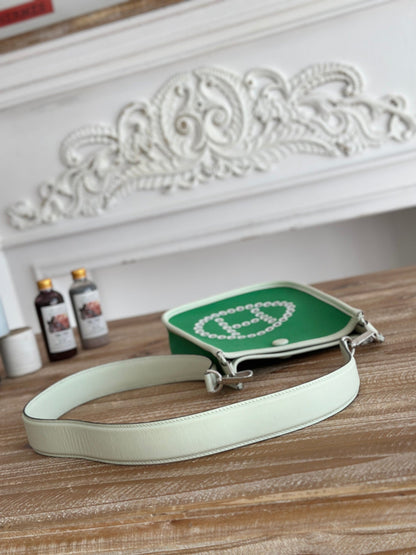 HERMES MINI NEO 17 EVELYNE BAG IN EMERALD GREEN CANVAS AND WHITE CALFSKIN