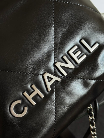 CHANEL MINI HOBO HANDBAG 20 IN BLACK CALFSKIN SILVER-TONE HARDWARE